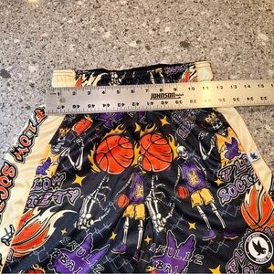 Flow Society l Skullz BBall l Shorts l Size: M